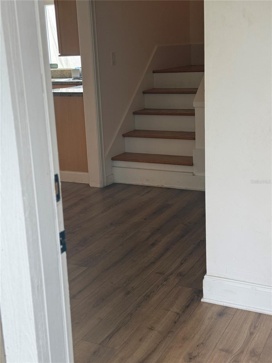 5311 CREEK DR — photo 5