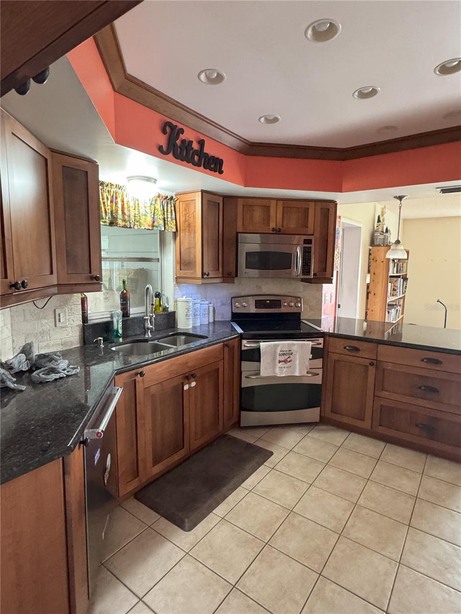 3922 LAKE JOYCE DR — photo 51