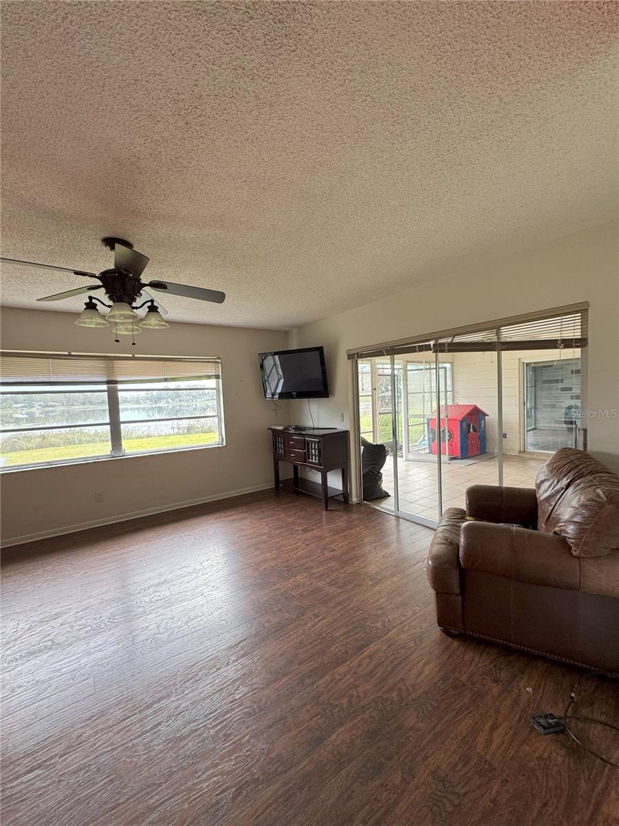 3922 LAKE JOYCE DR — photo 17