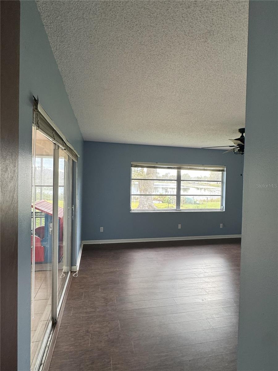 3922 LAKE JOYCE DR — photo 40