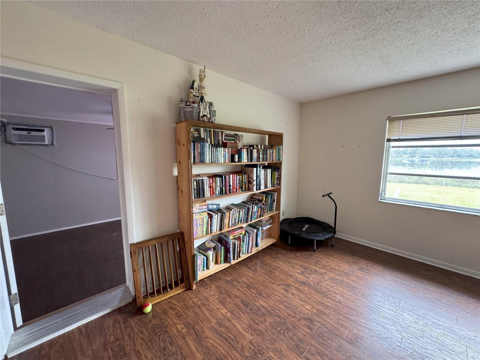 3922 LAKE JOYCE DR — photo 18