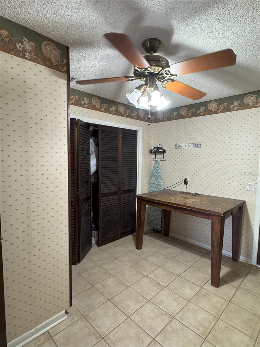 3922 LAKE JOYCE DR — photo 28
