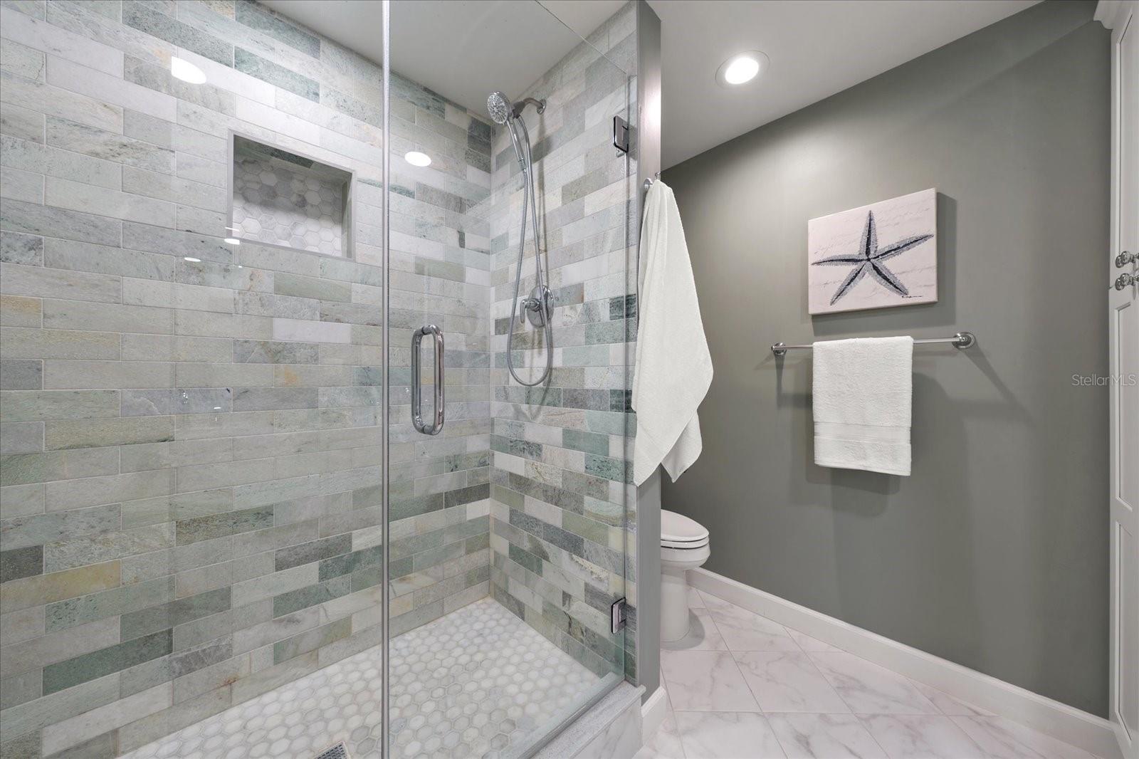 6 BELLEVIEW BLVD #105 — photo 25