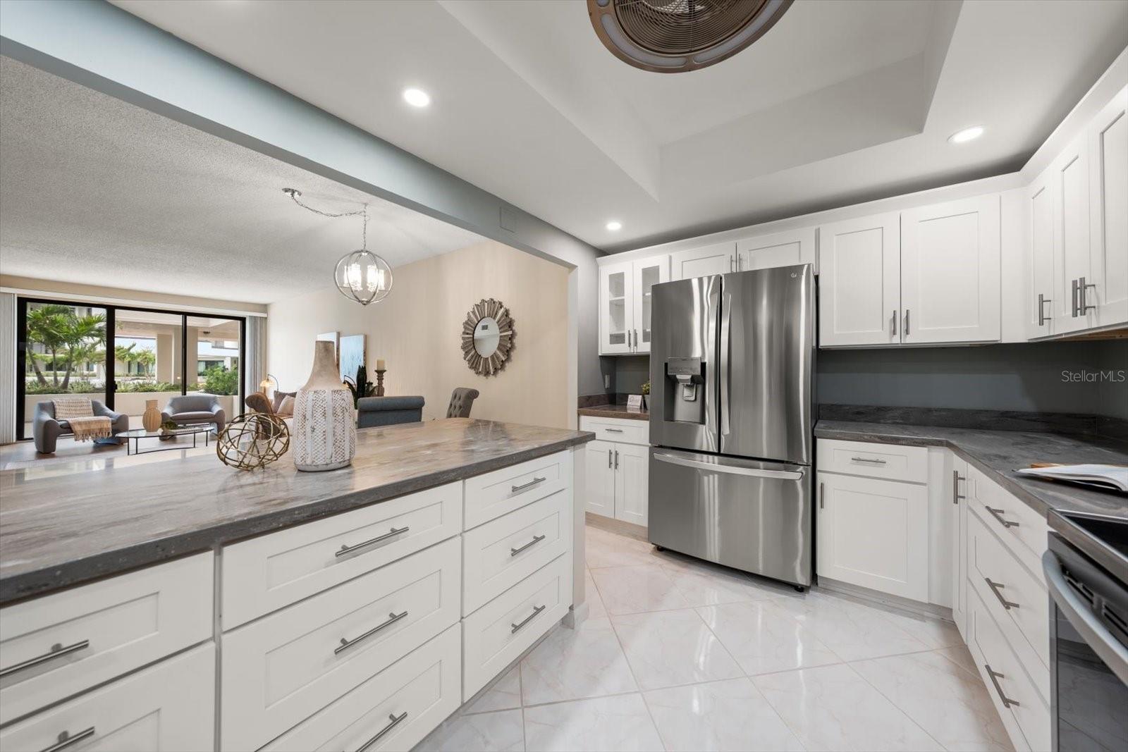 6 BELLEVIEW BLVD #105 — photo 8