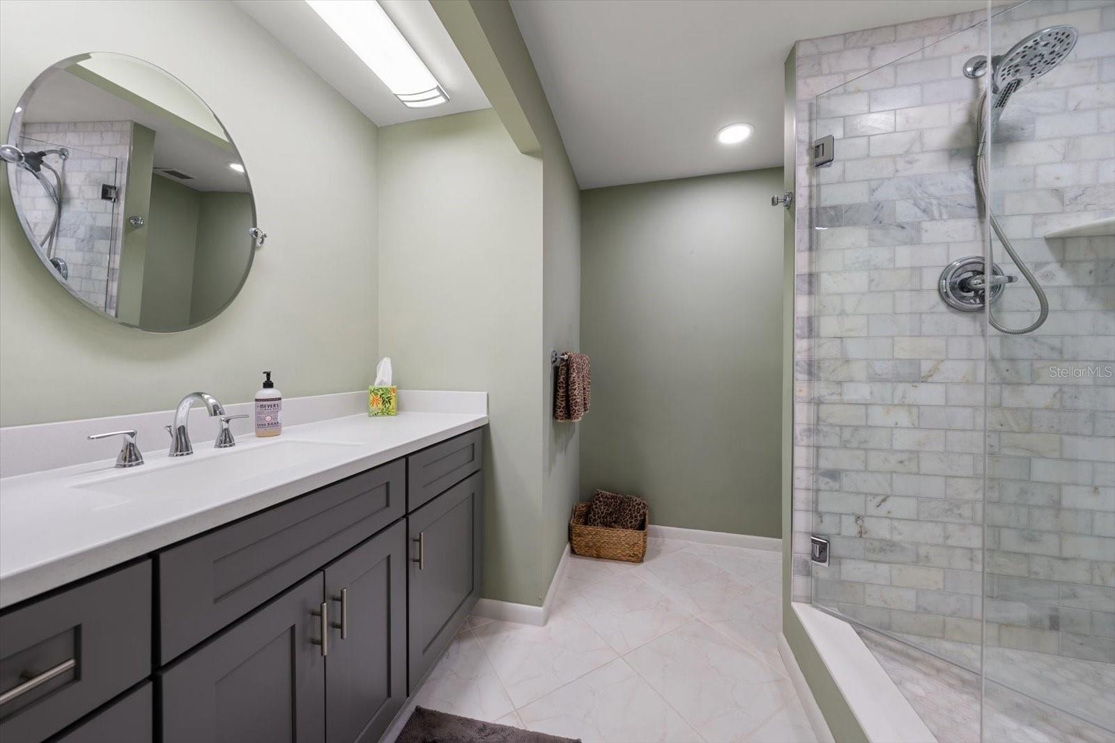 6 BELLEVIEW BLVD #105 — photo 28
