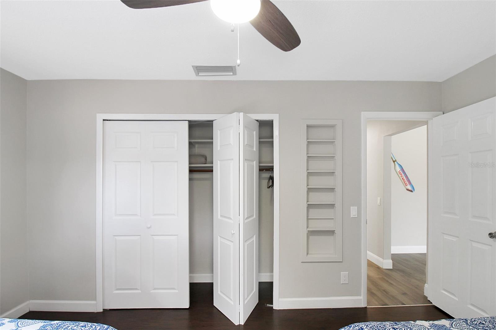1127 DE LEO DR — photo 29