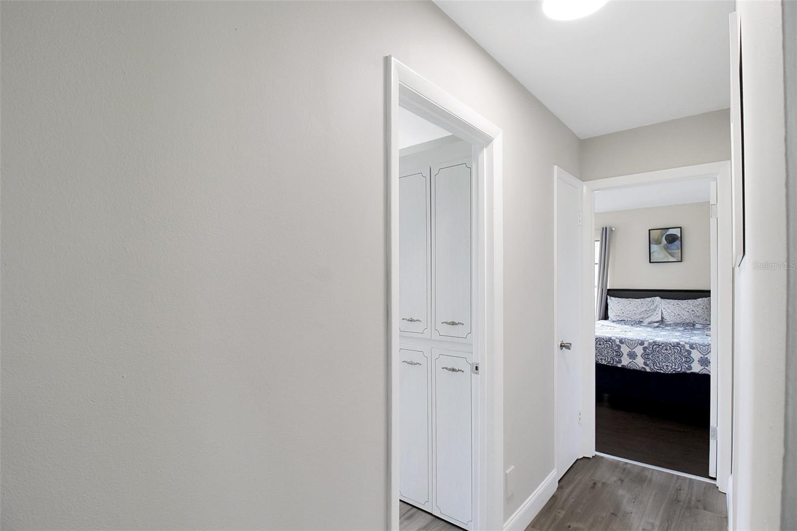 1127 DE LEO DR — photo 20
