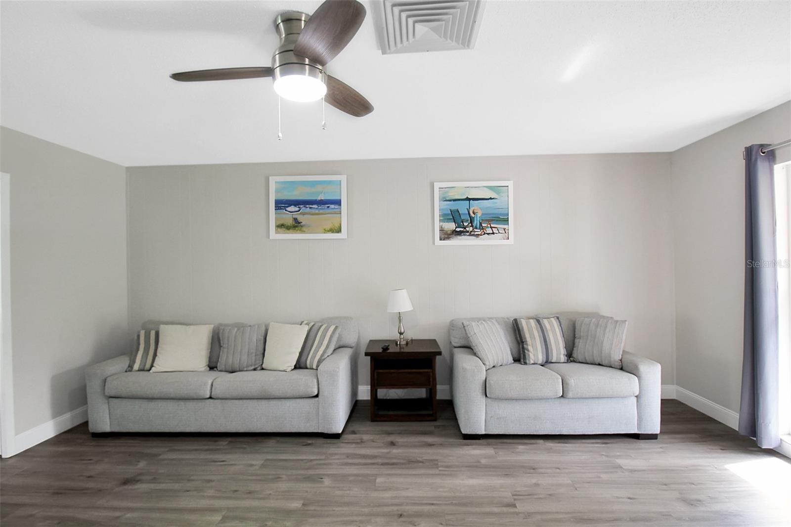 1127 DE LEO DR — photo 6