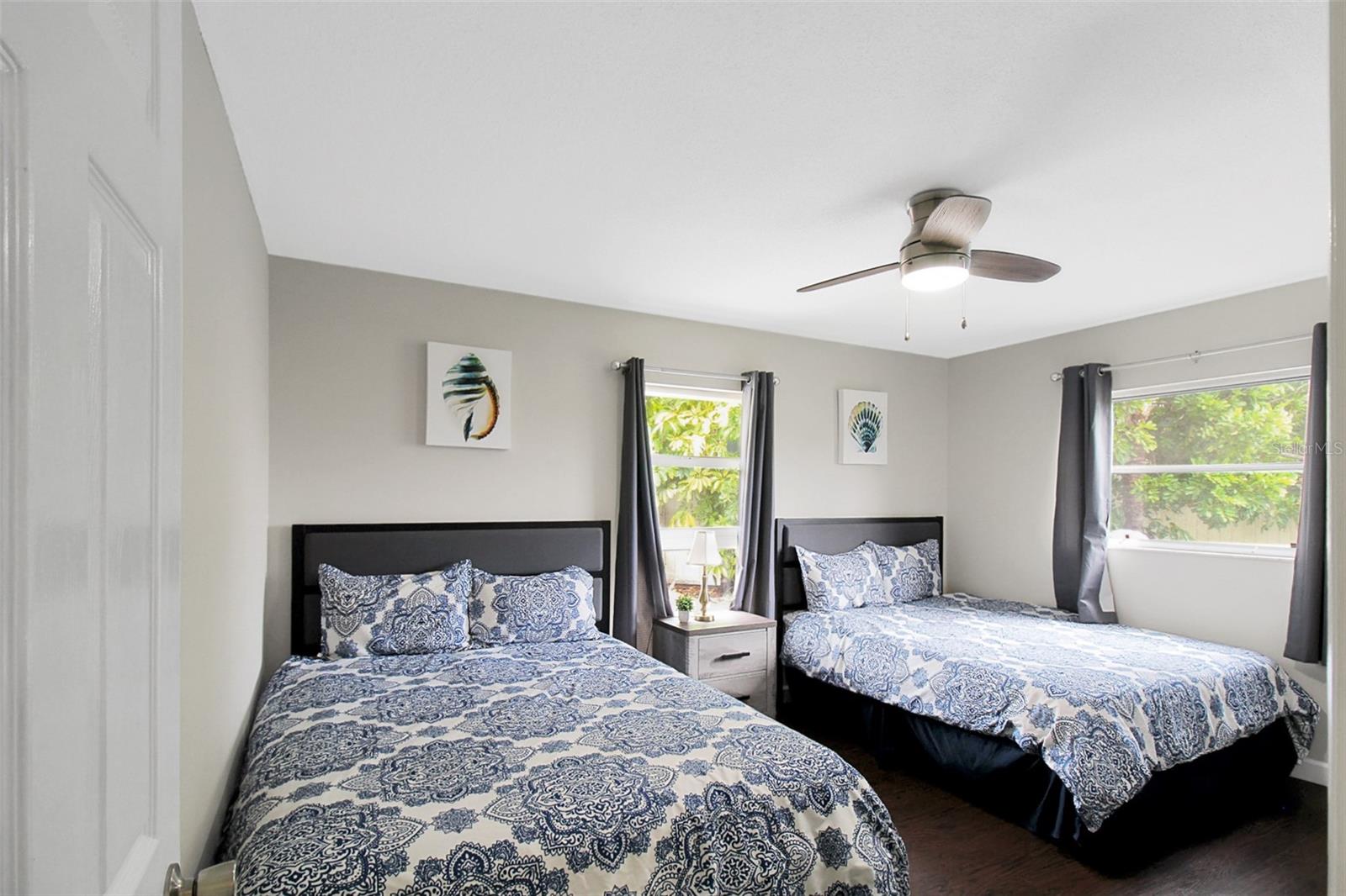 1127 DE LEO DR — photo 27
