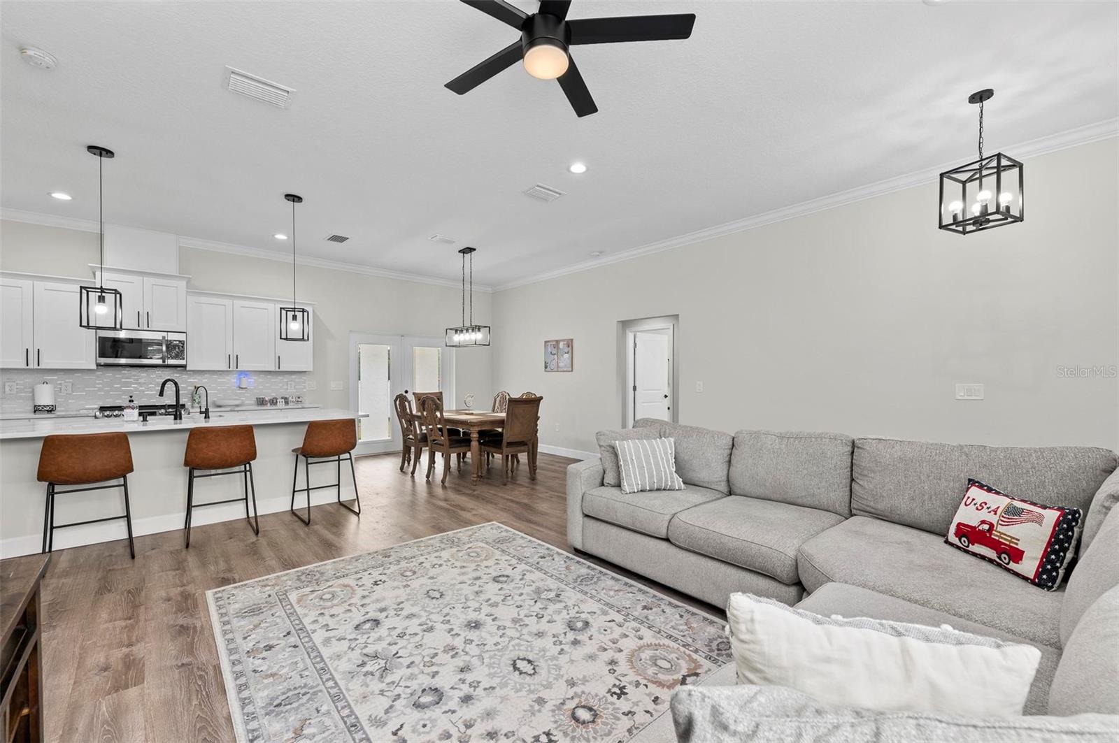 7737 MINARDI ST — photo 11