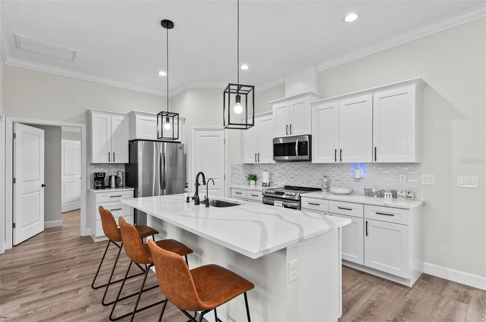 7737 MINARDI ST — photo 13