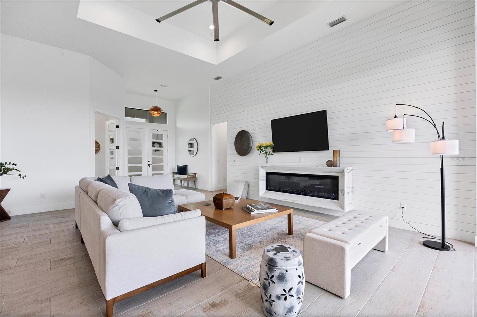 0 SYMCO AVE — photo 4