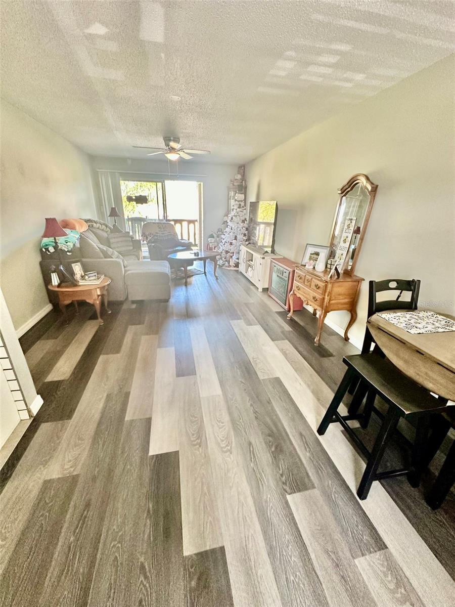 5207 TURQUOISE LN #202 — photo 3