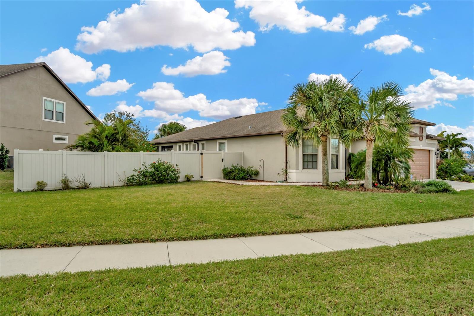 16340 TREASURE POINT DR — photo 3