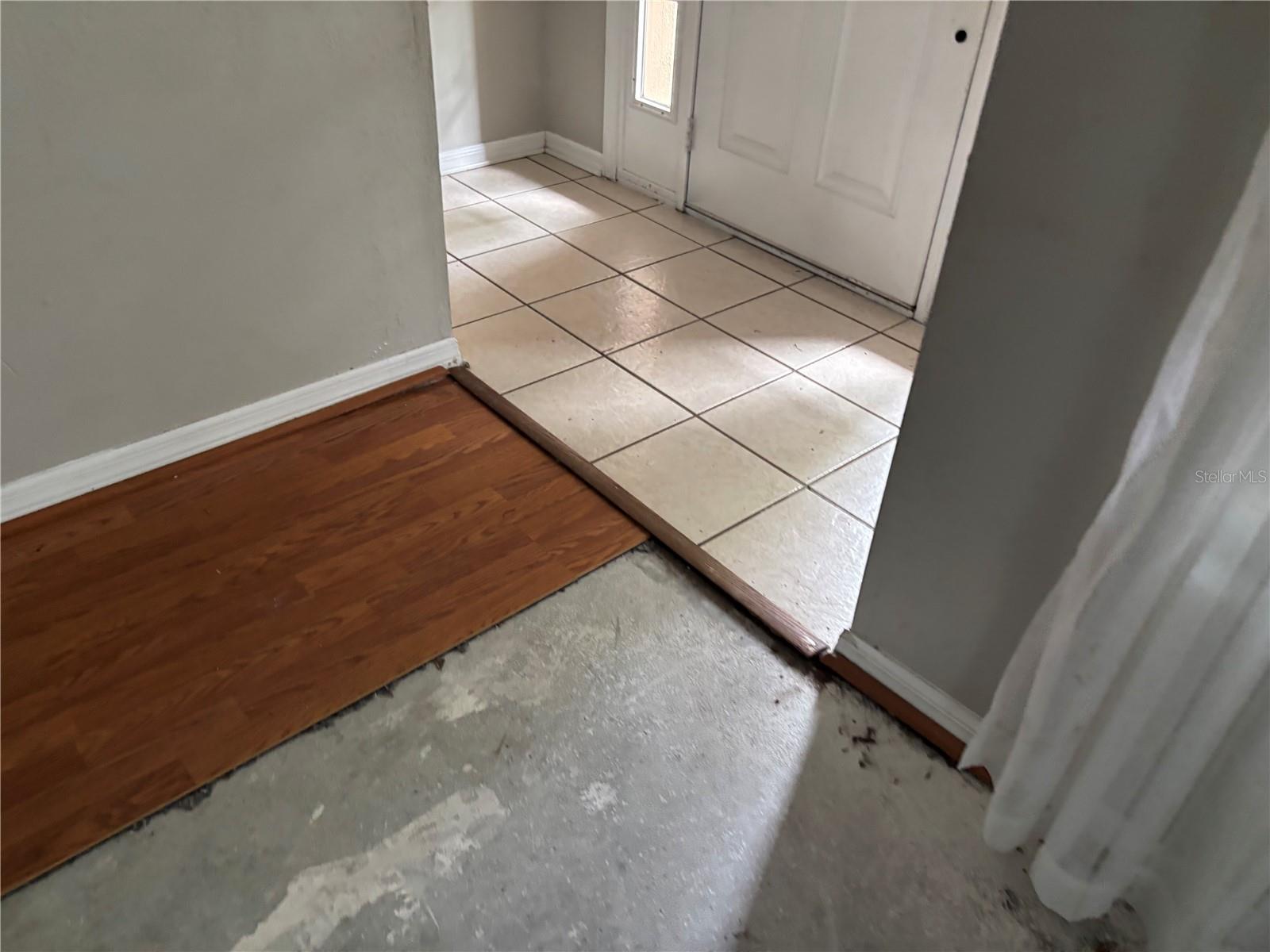 10814 NEWBRIDGE DR — photo 41