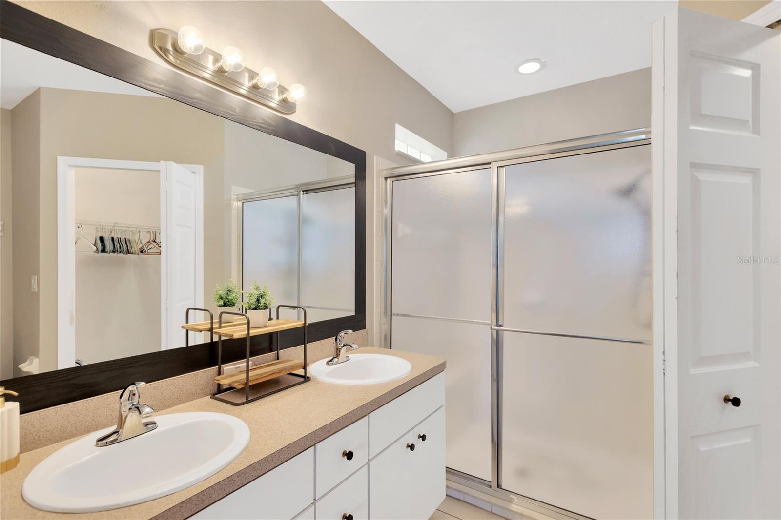10814 NEWBRIDGE DR — photo 13