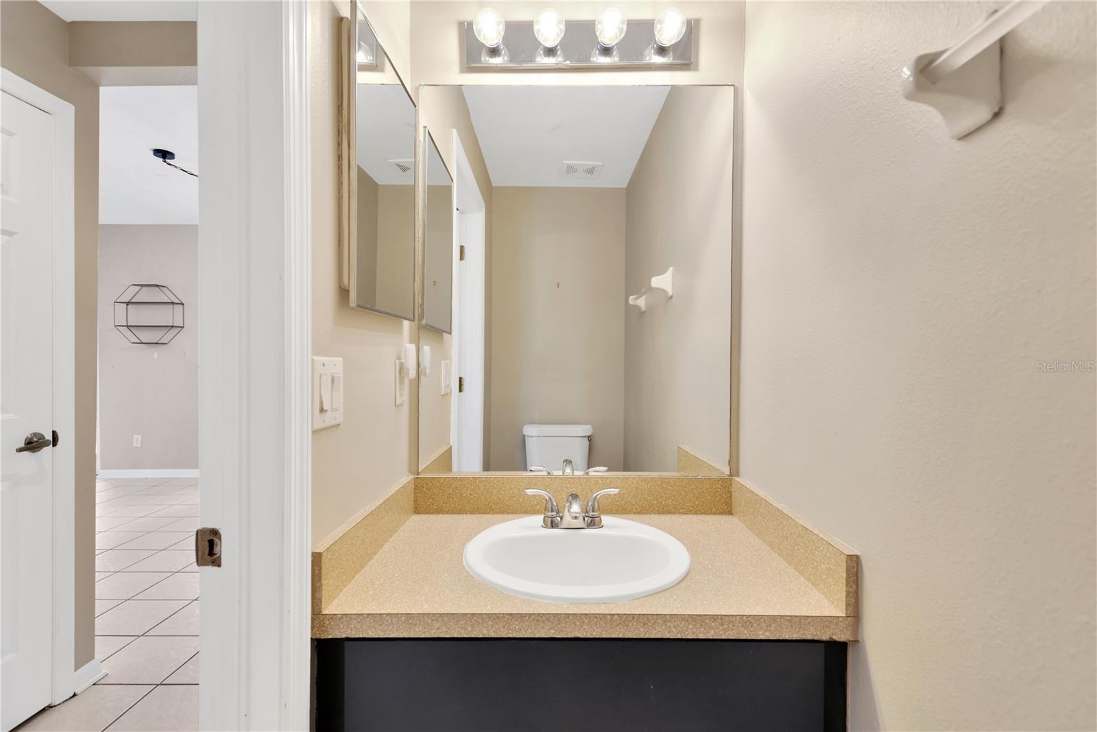 10814 NEWBRIDGE DR — photo 15