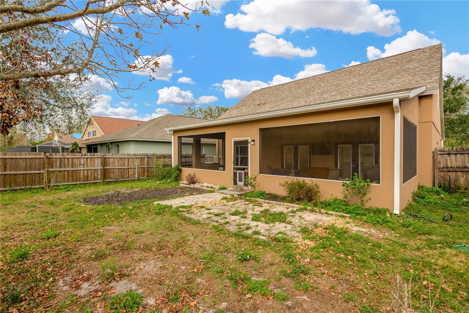 10814 NEWBRIDGE DR — photo 27