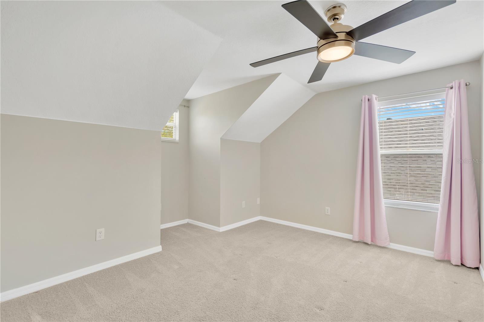 10814 NEWBRIDGE DR — photo 17