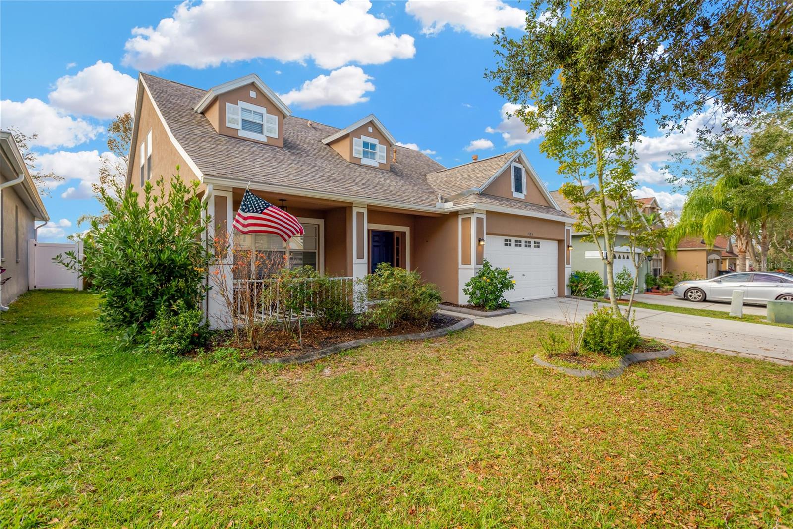 10814 NEWBRIDGE DR — photo 2