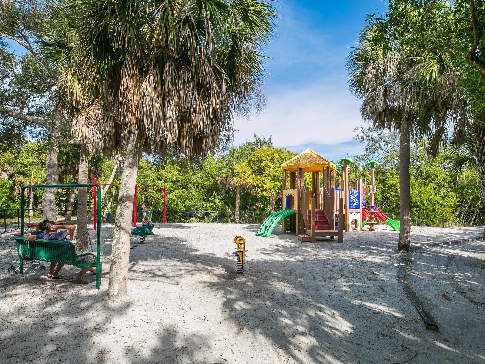 6549 GULF OF MEXICO DR — photo 37