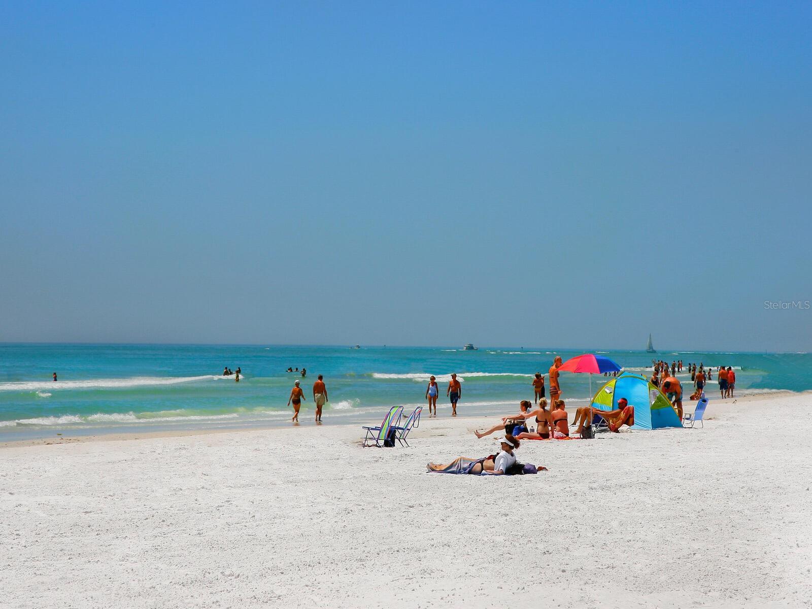 6549 GULF OF MEXICO DR — photo 18