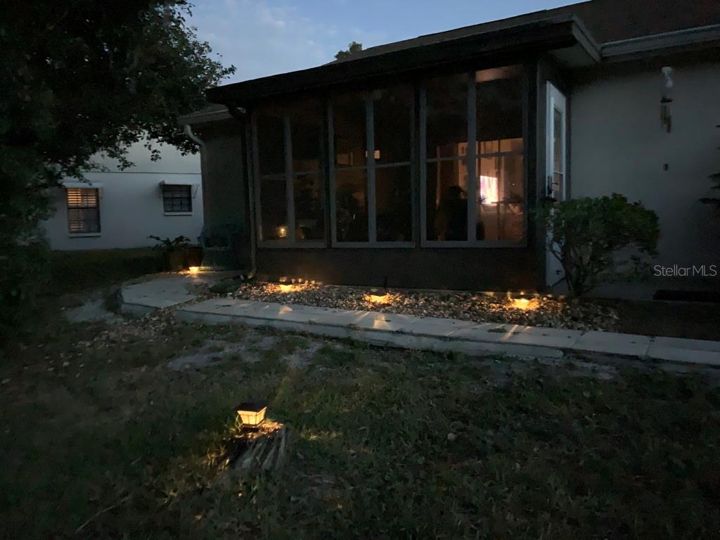 13219 GREENVIEW CT — photo 8