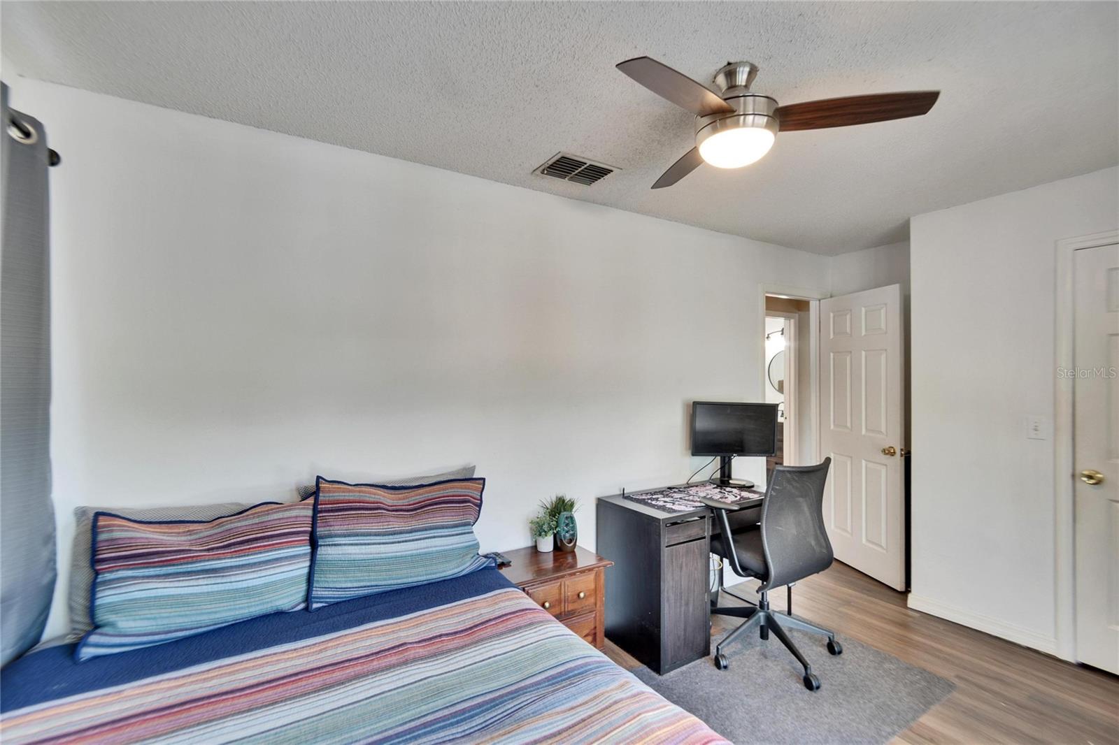 1849 BOUGH AVE #D — photo 23