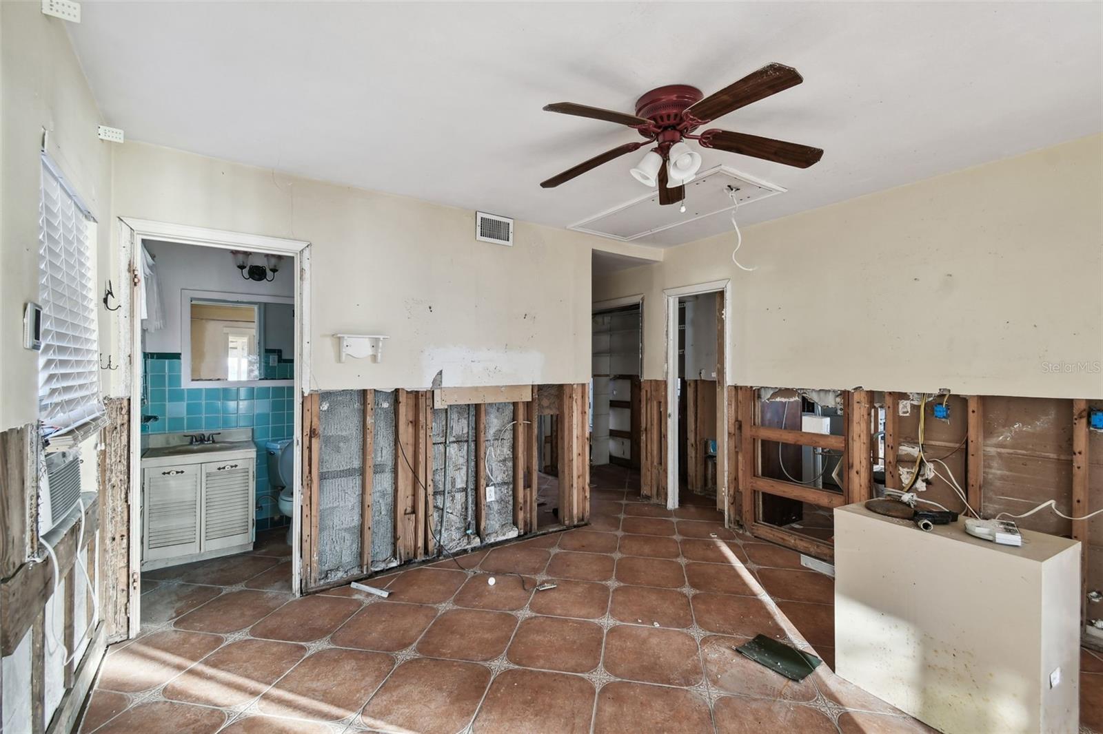 1836 VENETIAN POINT DR — photo 26