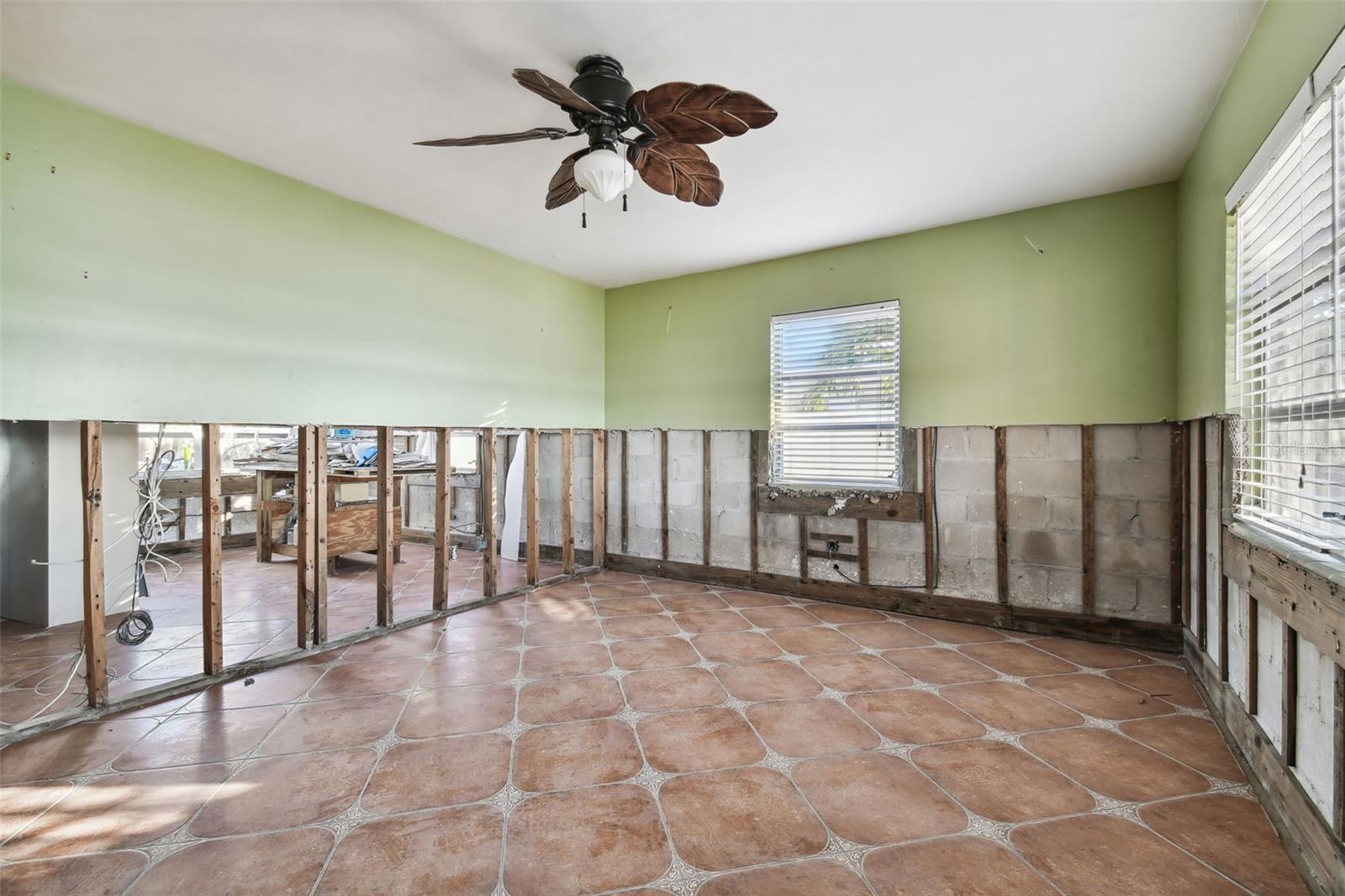 1836 VENETIAN POINT DR — photo 17