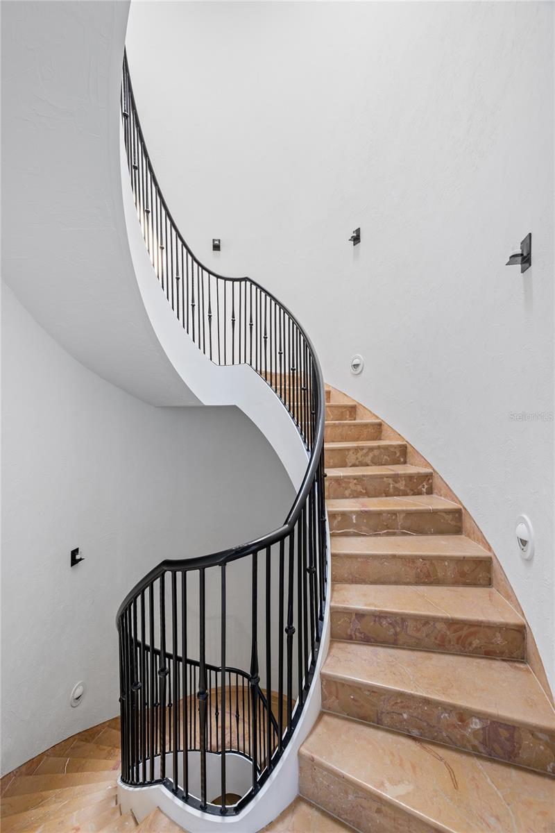 1571 OCEANVIEW DR — photo 17