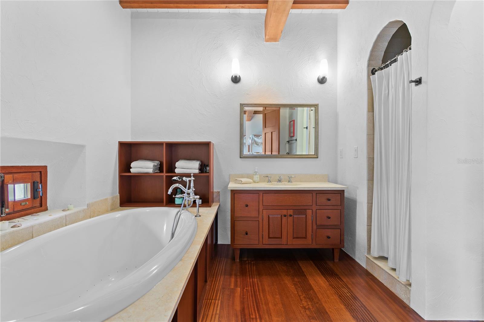 1571 OCEANVIEW DR — photo 27