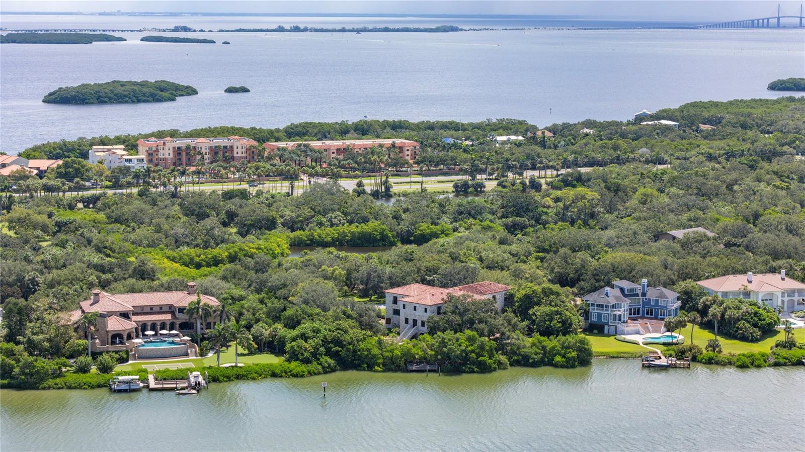 1571 OCEANVIEW DR — photo 53