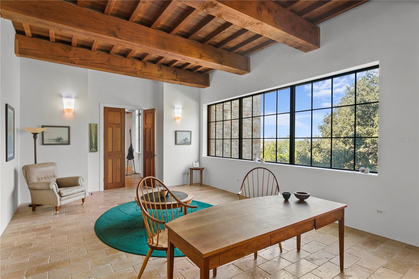 1571 OCEANVIEW DR — photo 15