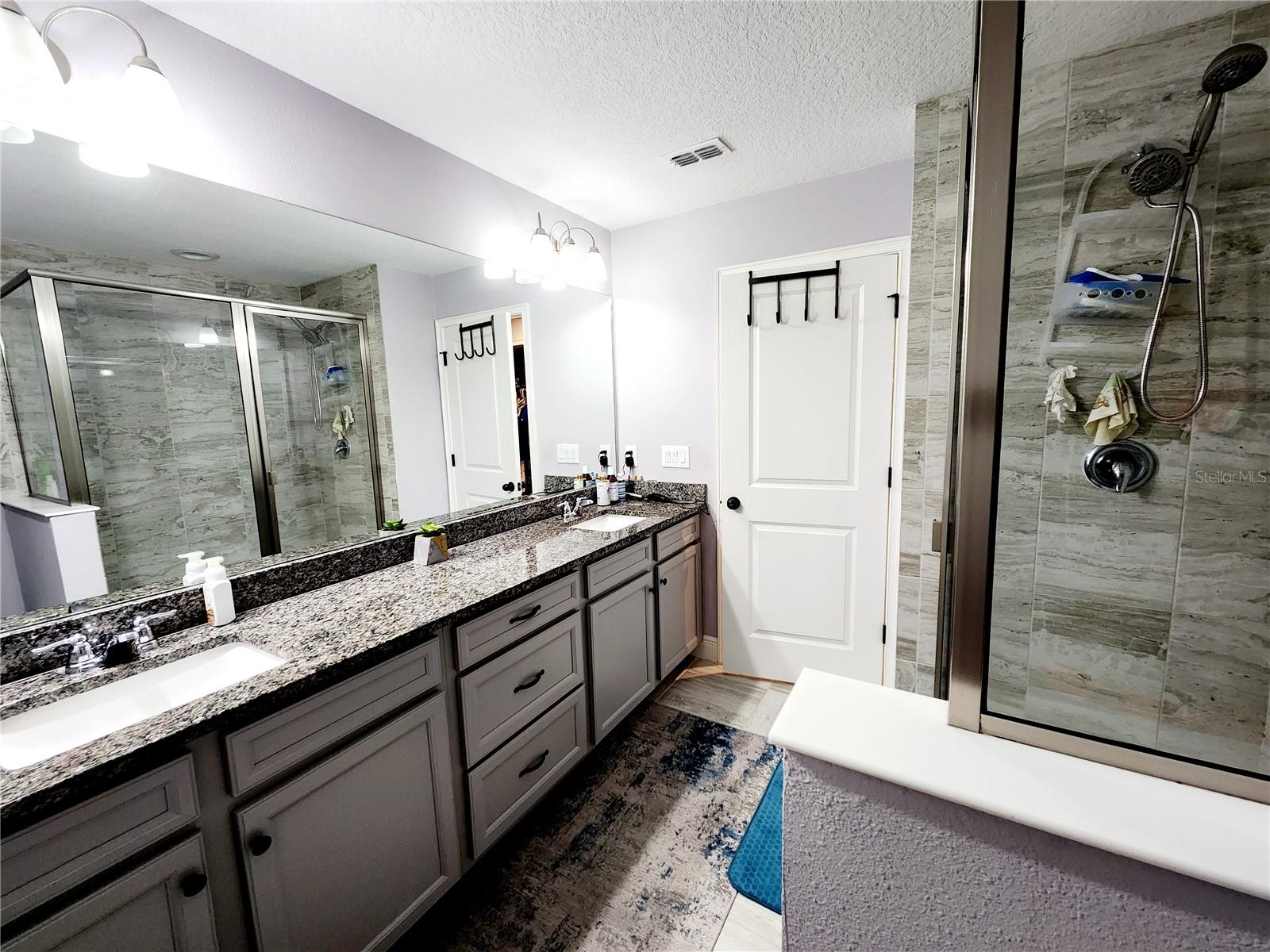 5508 VIOLA LEE WAY — photo 25