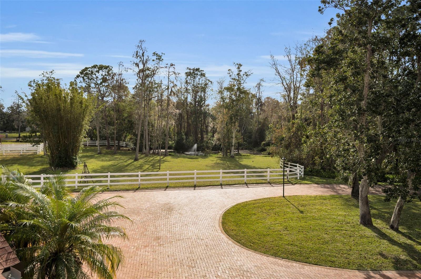 249 DOGWOOD TRCE — photo 60