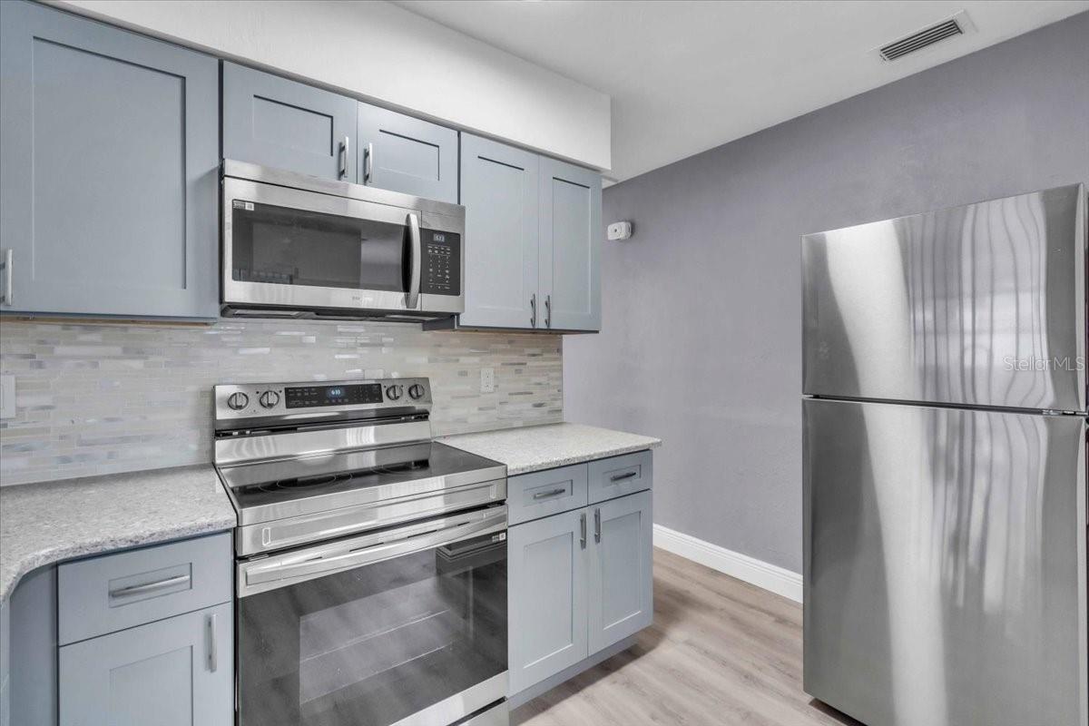 11435 2ND ST E — photo 5