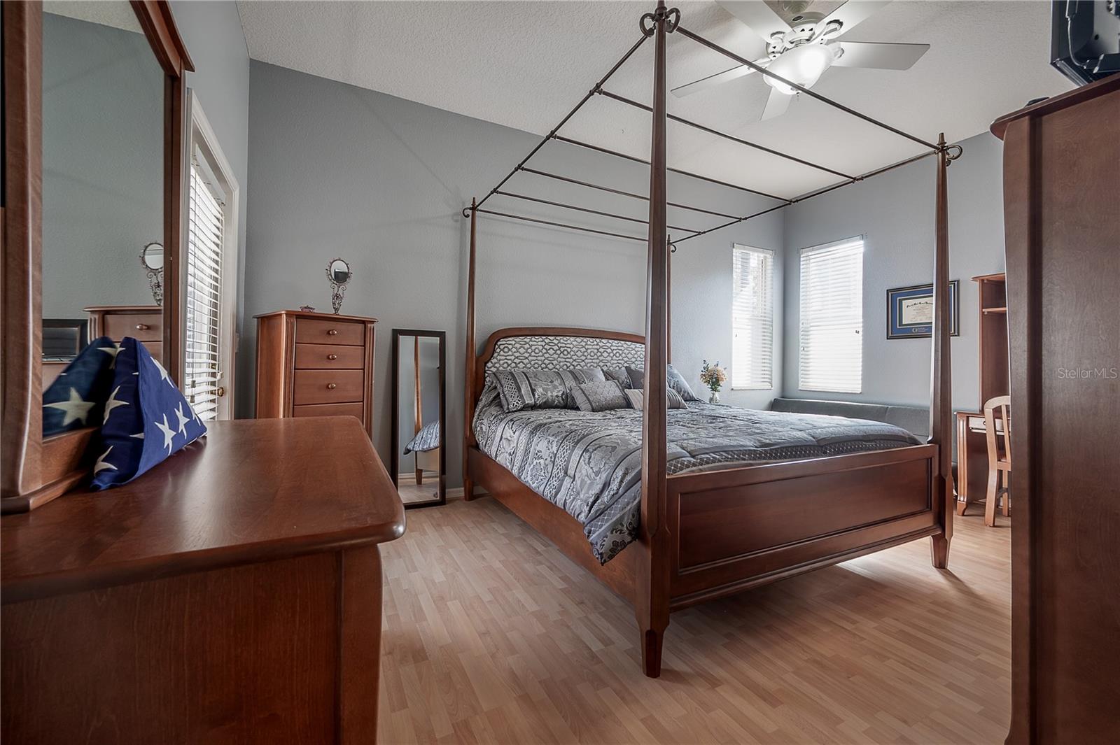 10126 LONDONSHIRE LN — photo 23