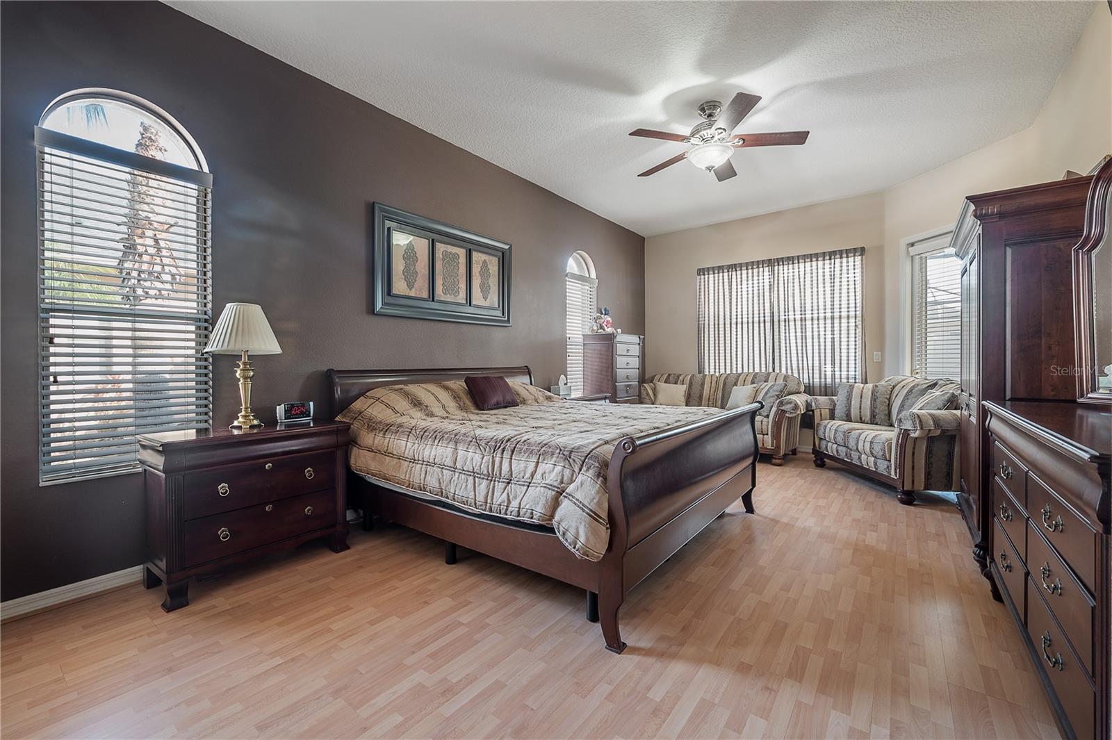 10126 LONDONSHIRE LN — photo 16
