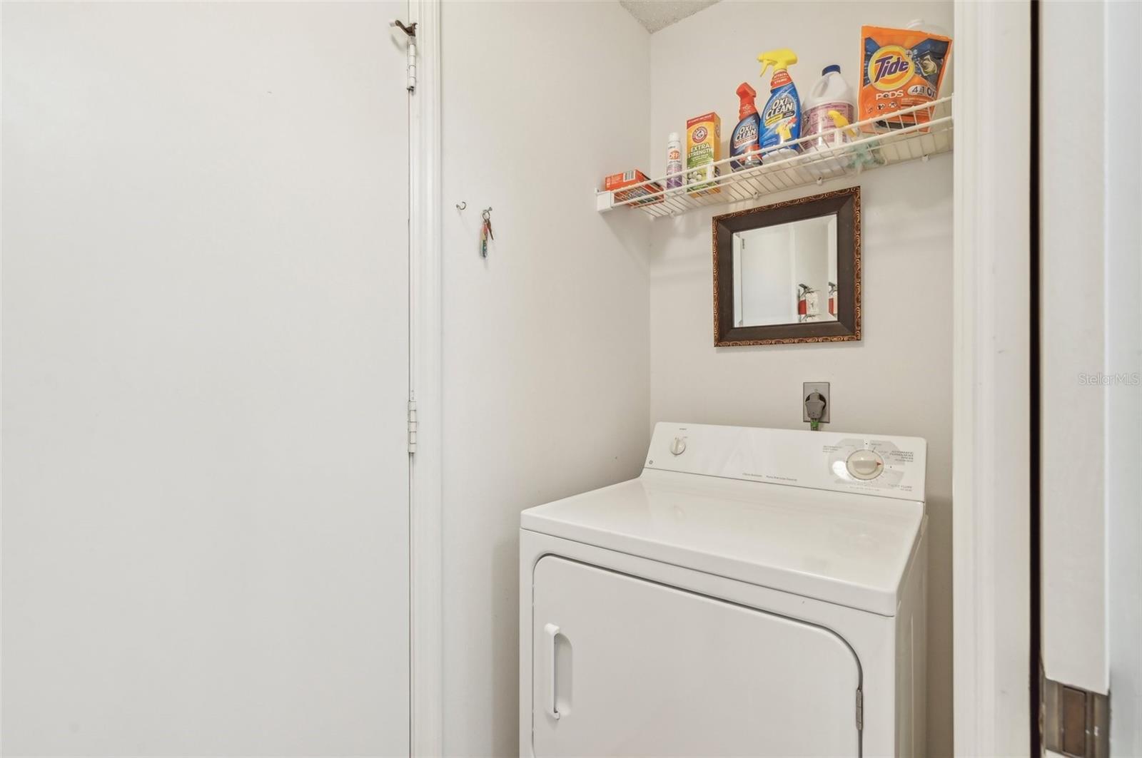 2315 NEW ORCHARD CT — photo 27