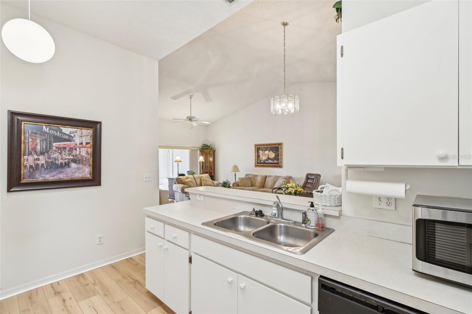 2315 NEW ORCHARD CT — photo 10