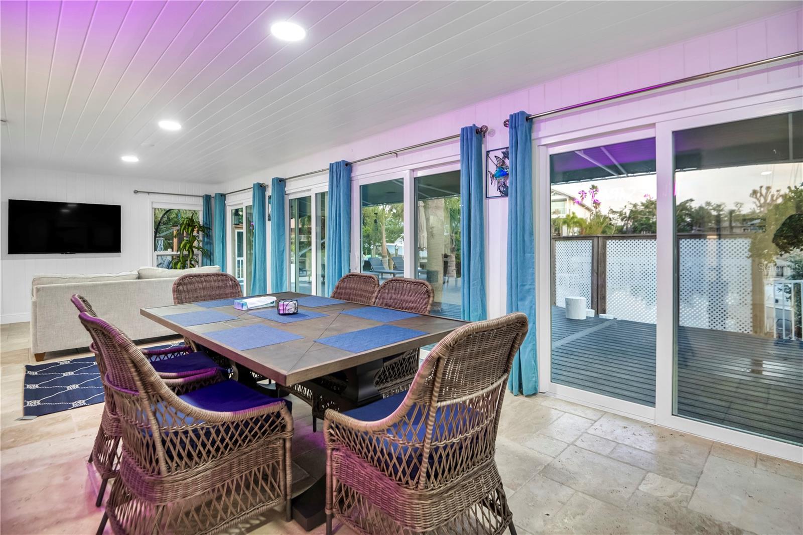 31 LANDS END LN — photo 22