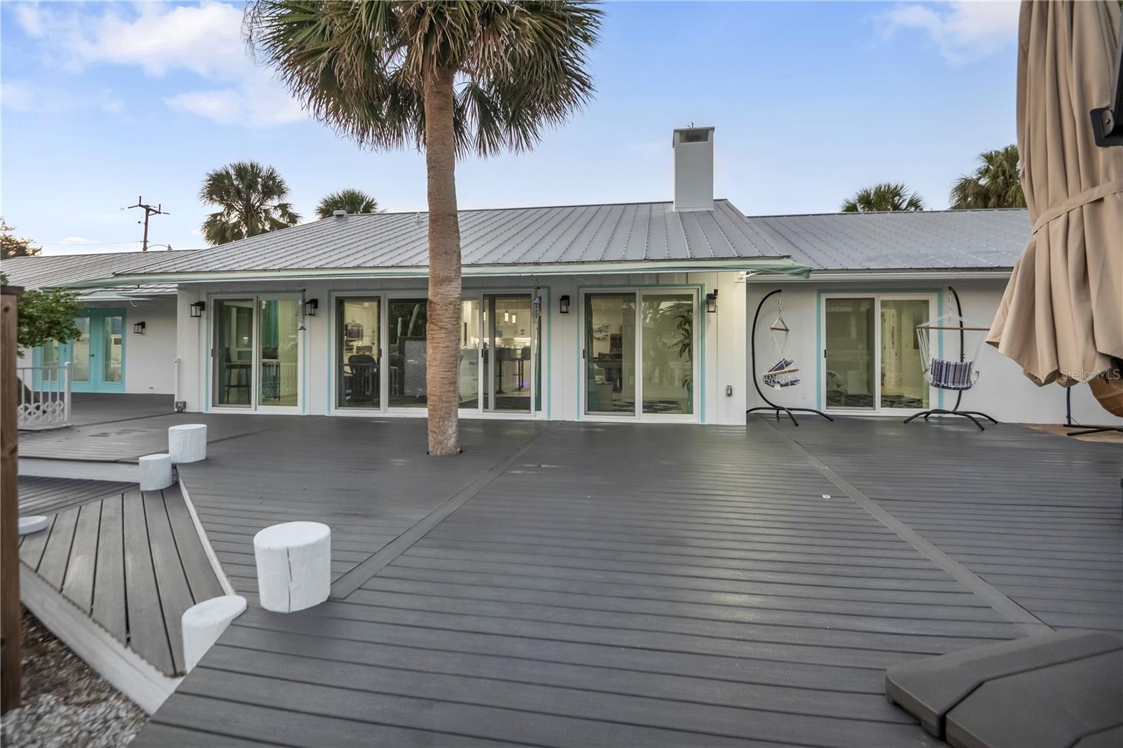 31 LANDS END LN — photo 45