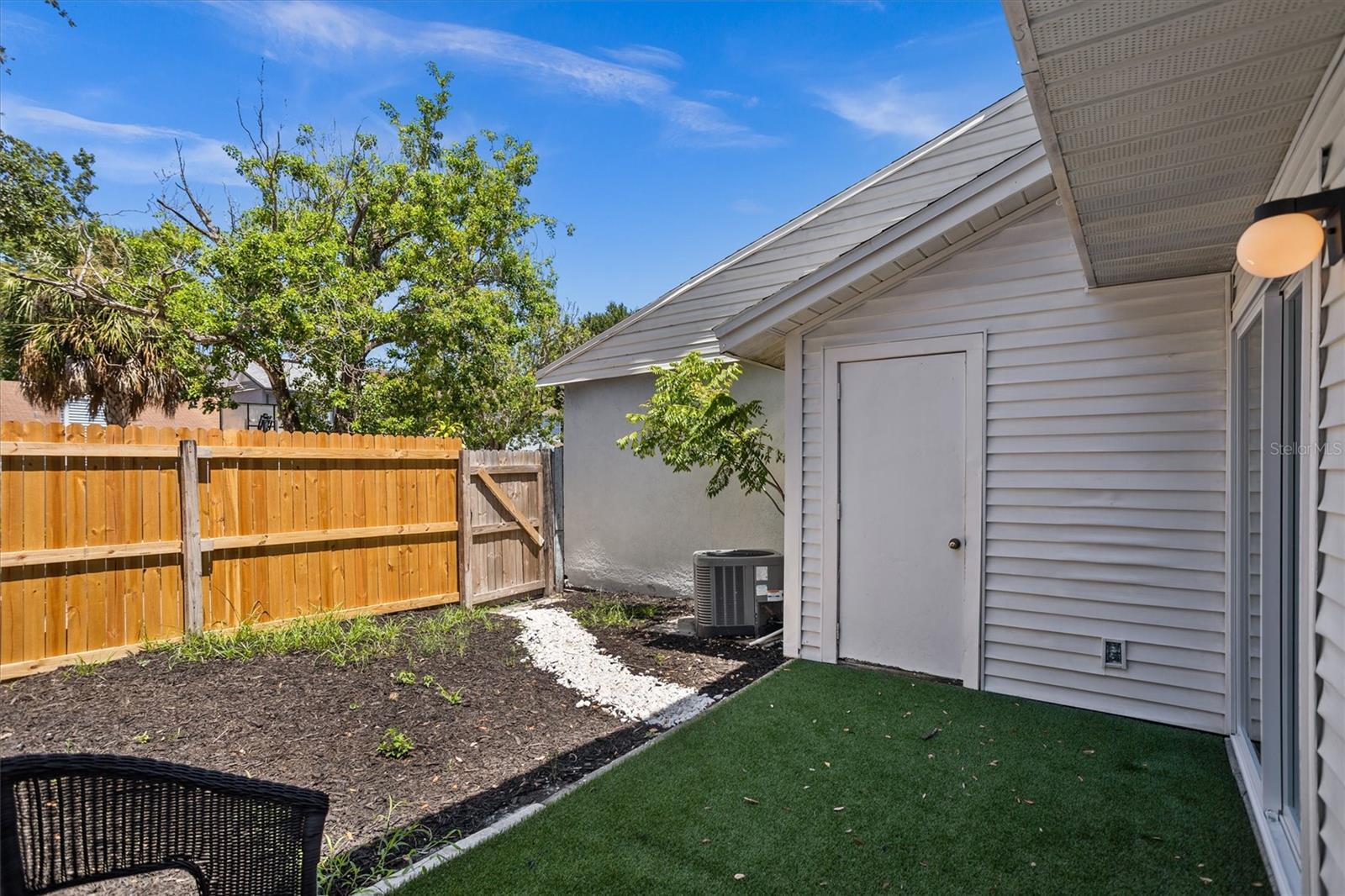 4712 STONEPOINTE PL — photo 32