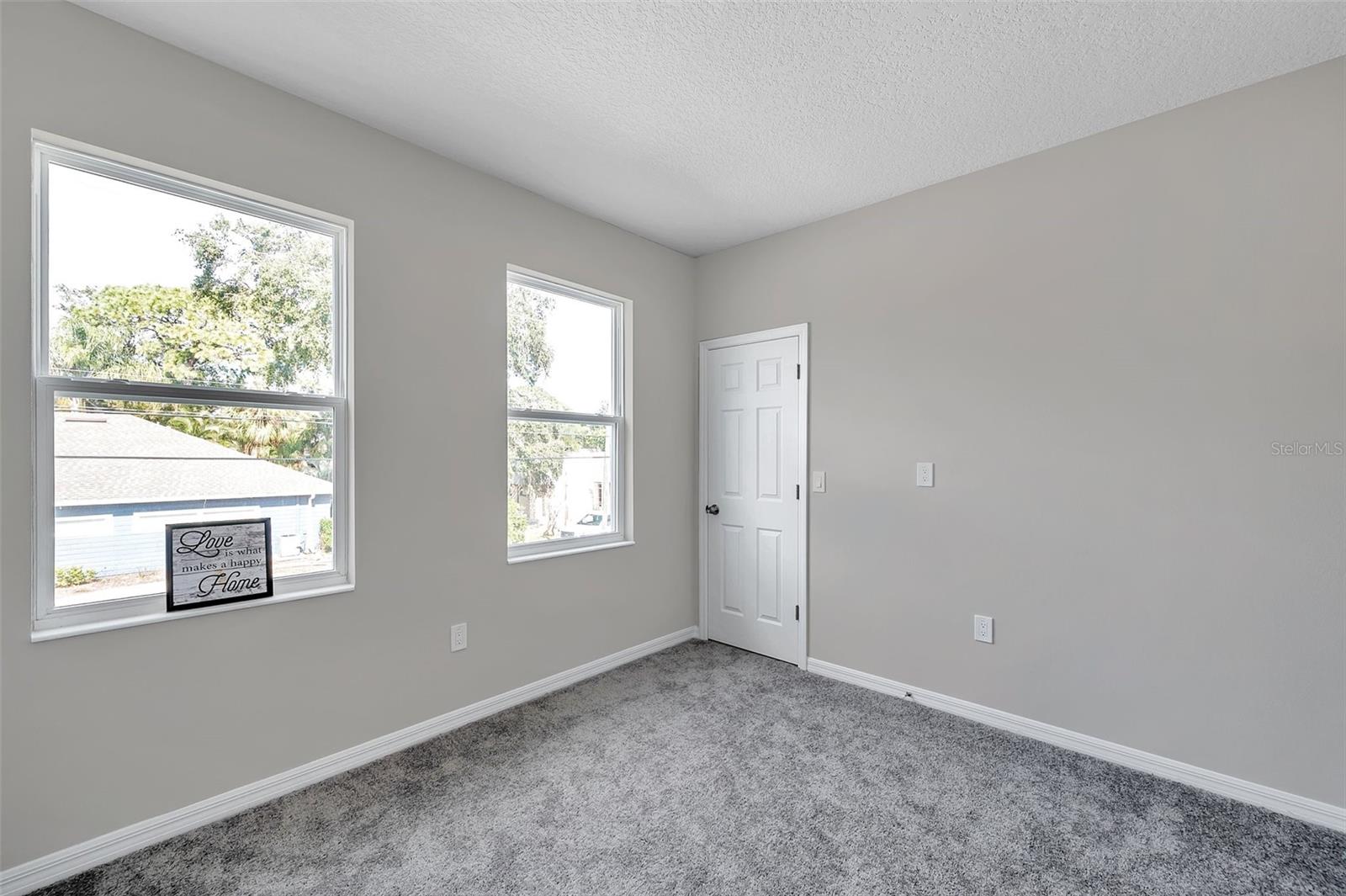 5742 MEADOWLANE ST — photo 33