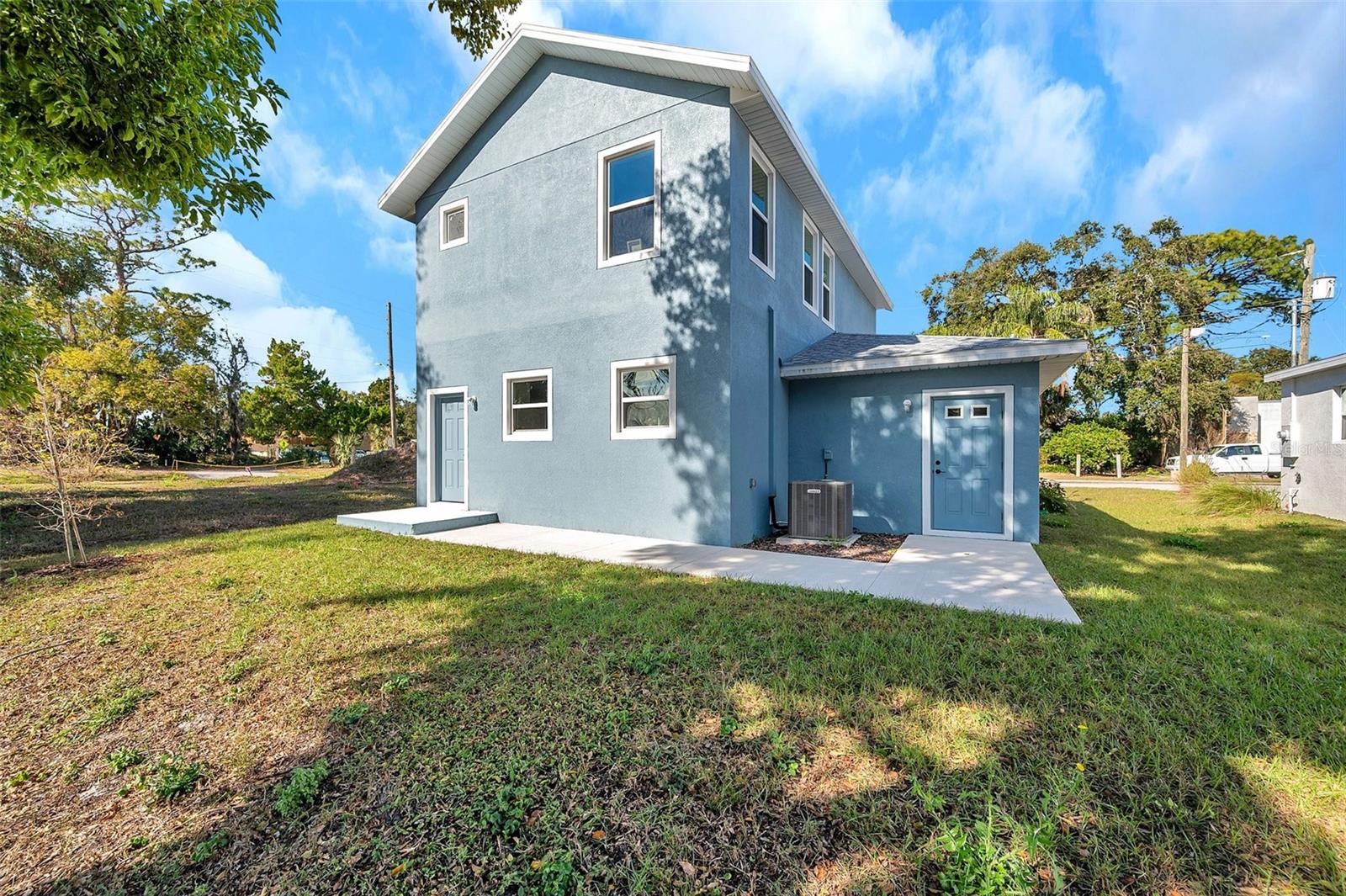 5742 MEADOWLANE ST — photo 41