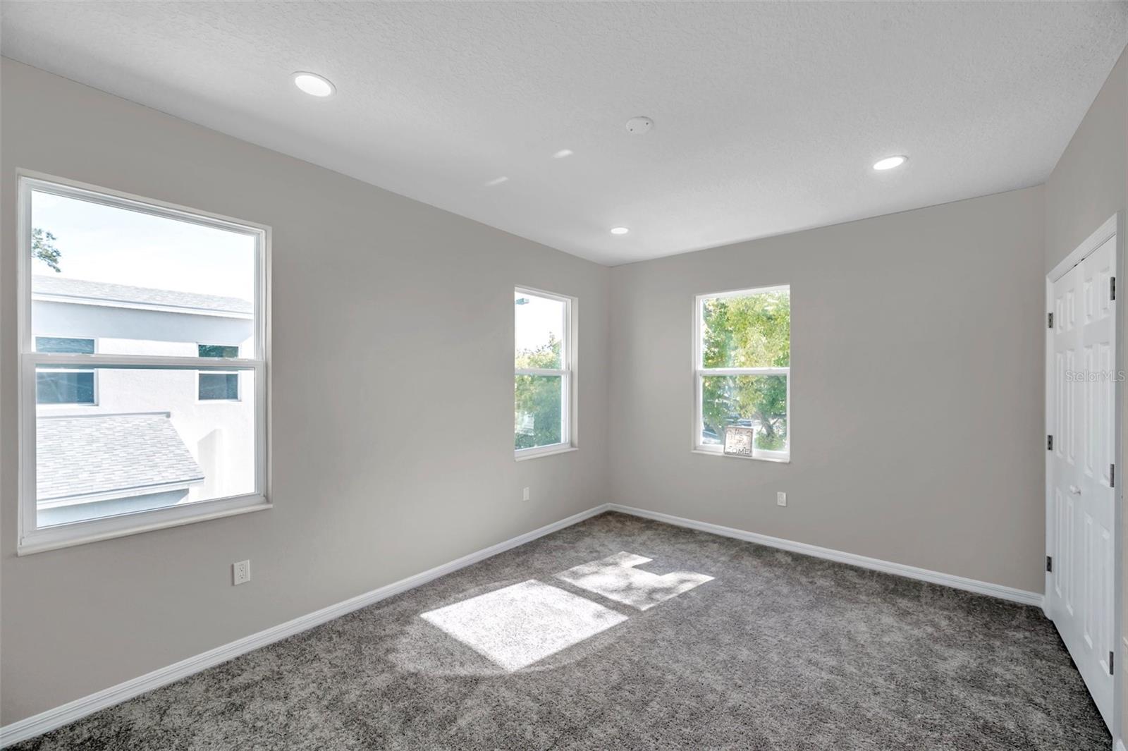 5742 MEADOWLANE ST — photo 17