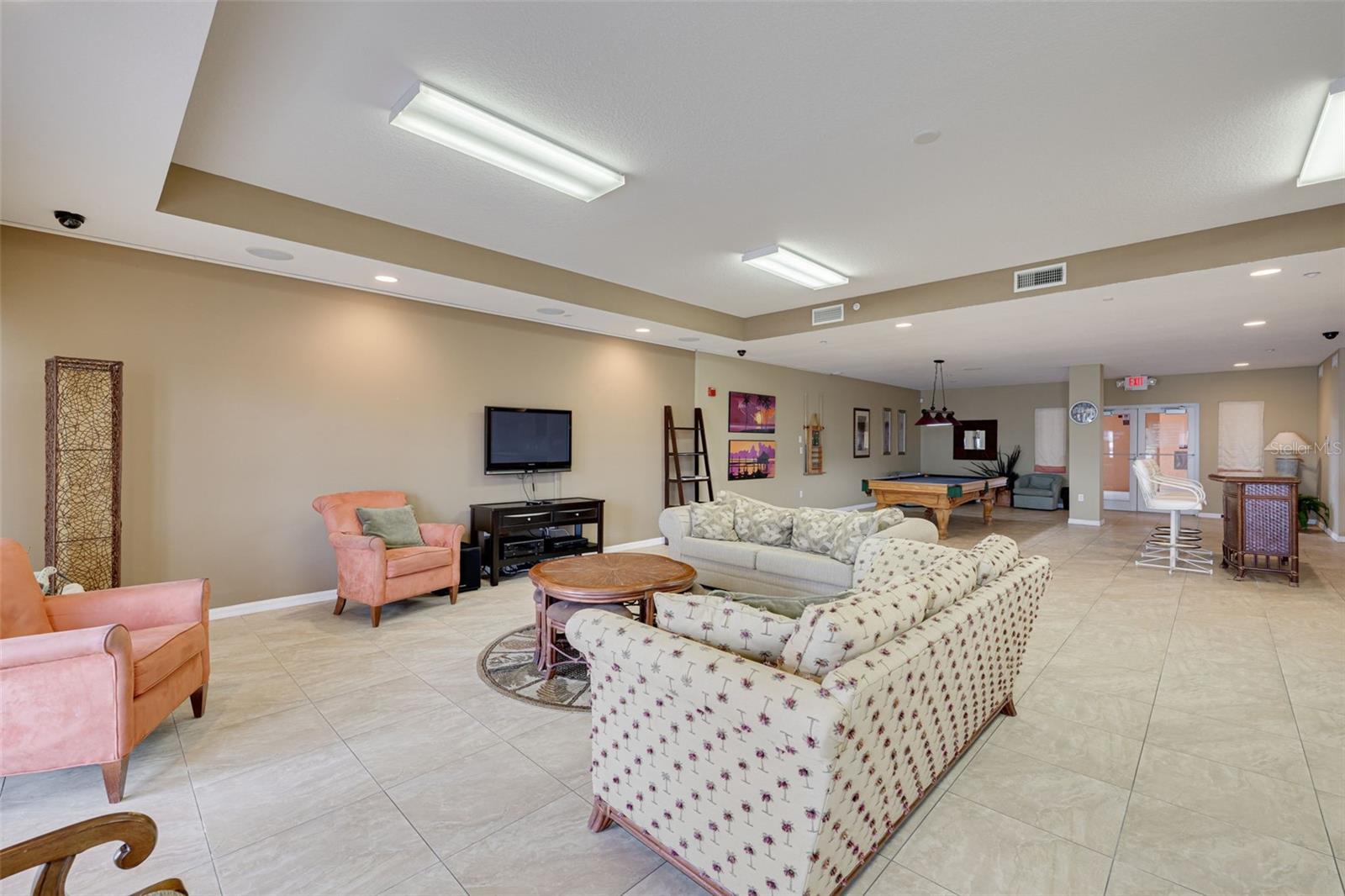 530 S GULFVIEW BLVD #205 — photo 32