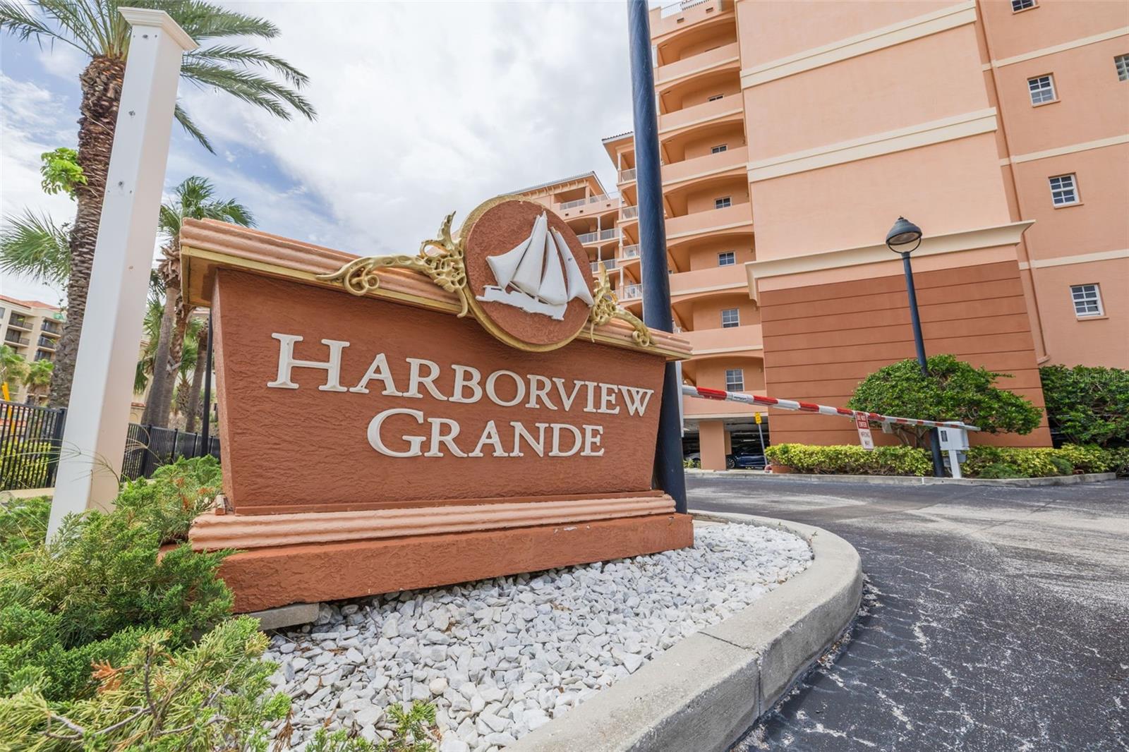 530 S GULFVIEW BLVD #205 — photo 39