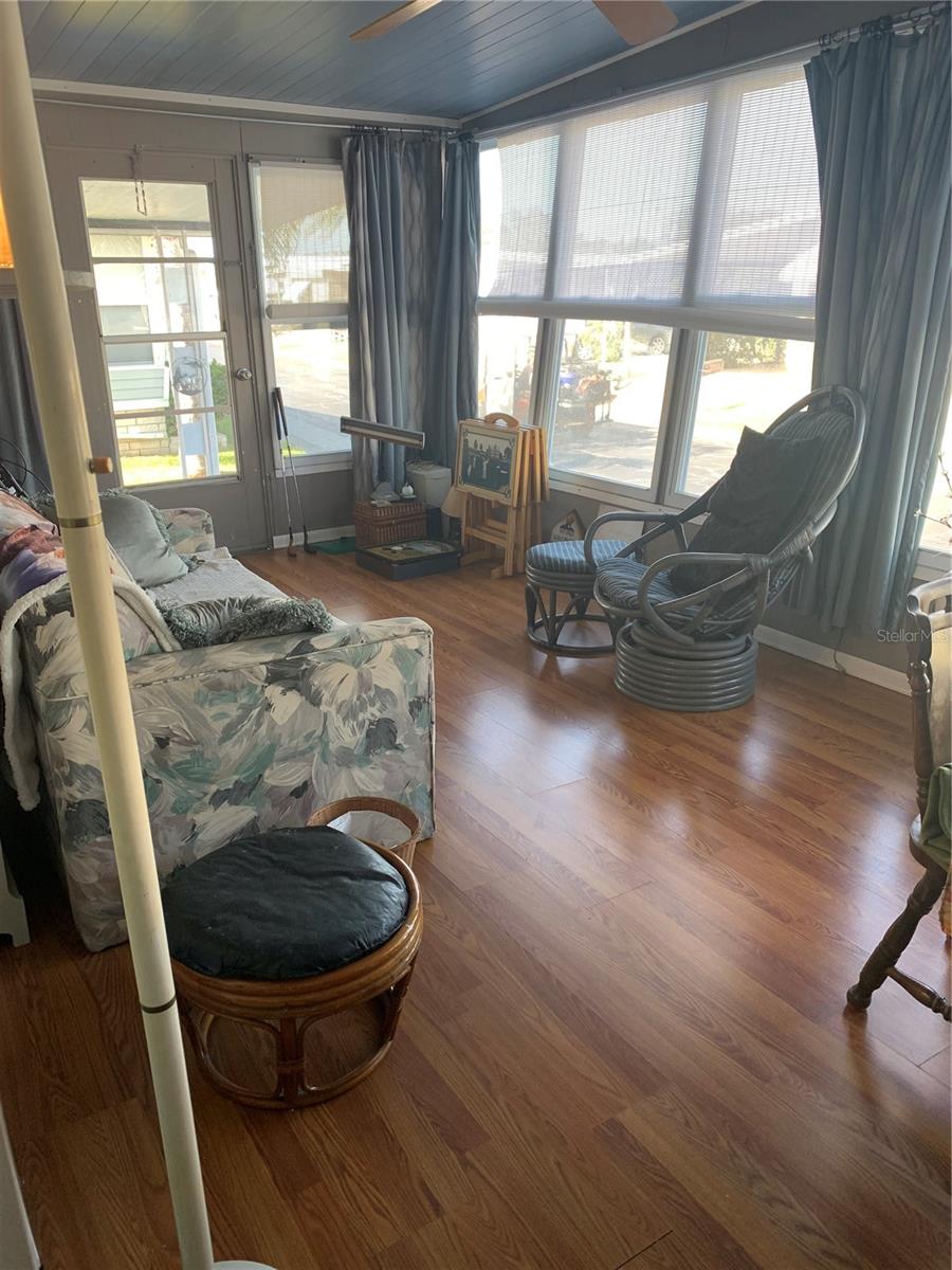 10456 PEACEFUL DR — photo 10